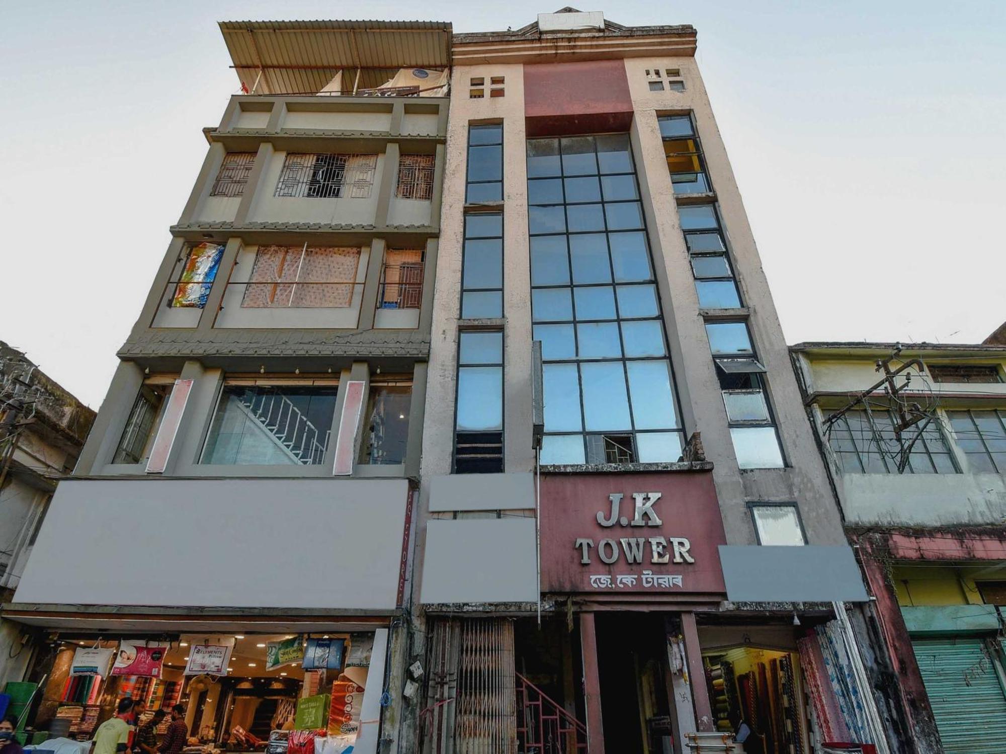 Oyo Flagship 71156 Hotel Jaybee'S Dibrugarh Luaran gambar