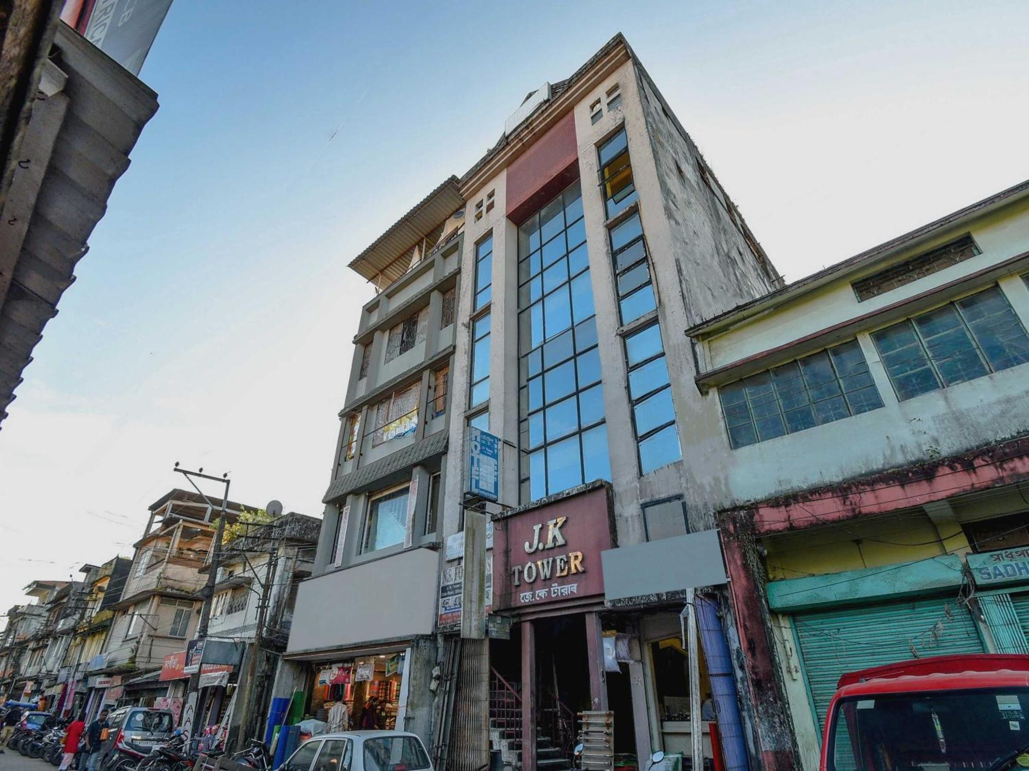 Oyo Flagship 71156 Hotel Jaybee'S Dibrugarh Luaran gambar