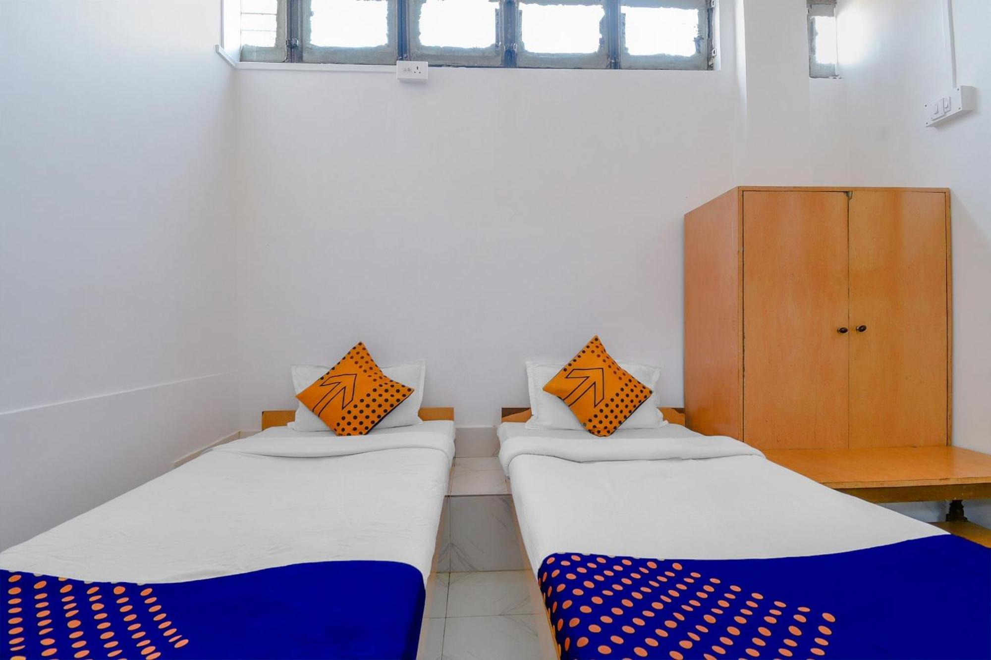 Oyo Flagship 71156 Hotel Jaybee'S Dibrugarh Luaran gambar